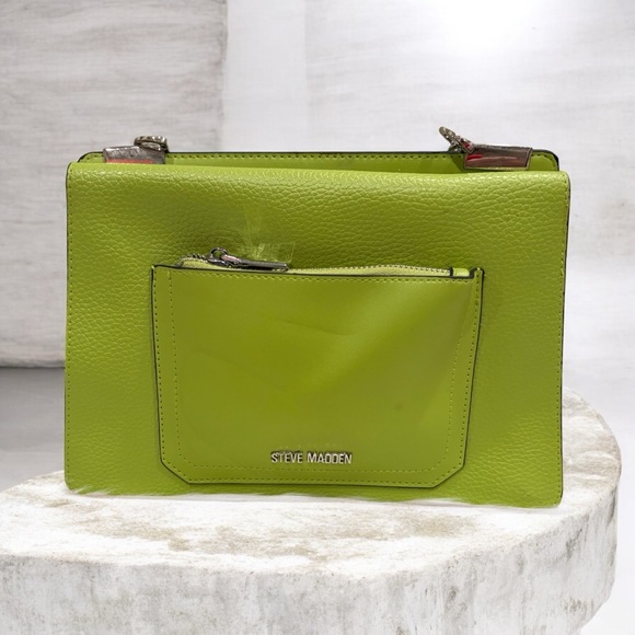 Steve Madden Handbags - Steve Madden Neon Green Crossbody Bag EUC
